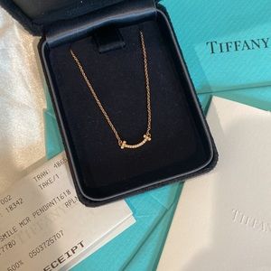 NEW Tiffany&Co T Smile 18k Rose Gold Diamond Necklace w/ Receipt Full Packaging